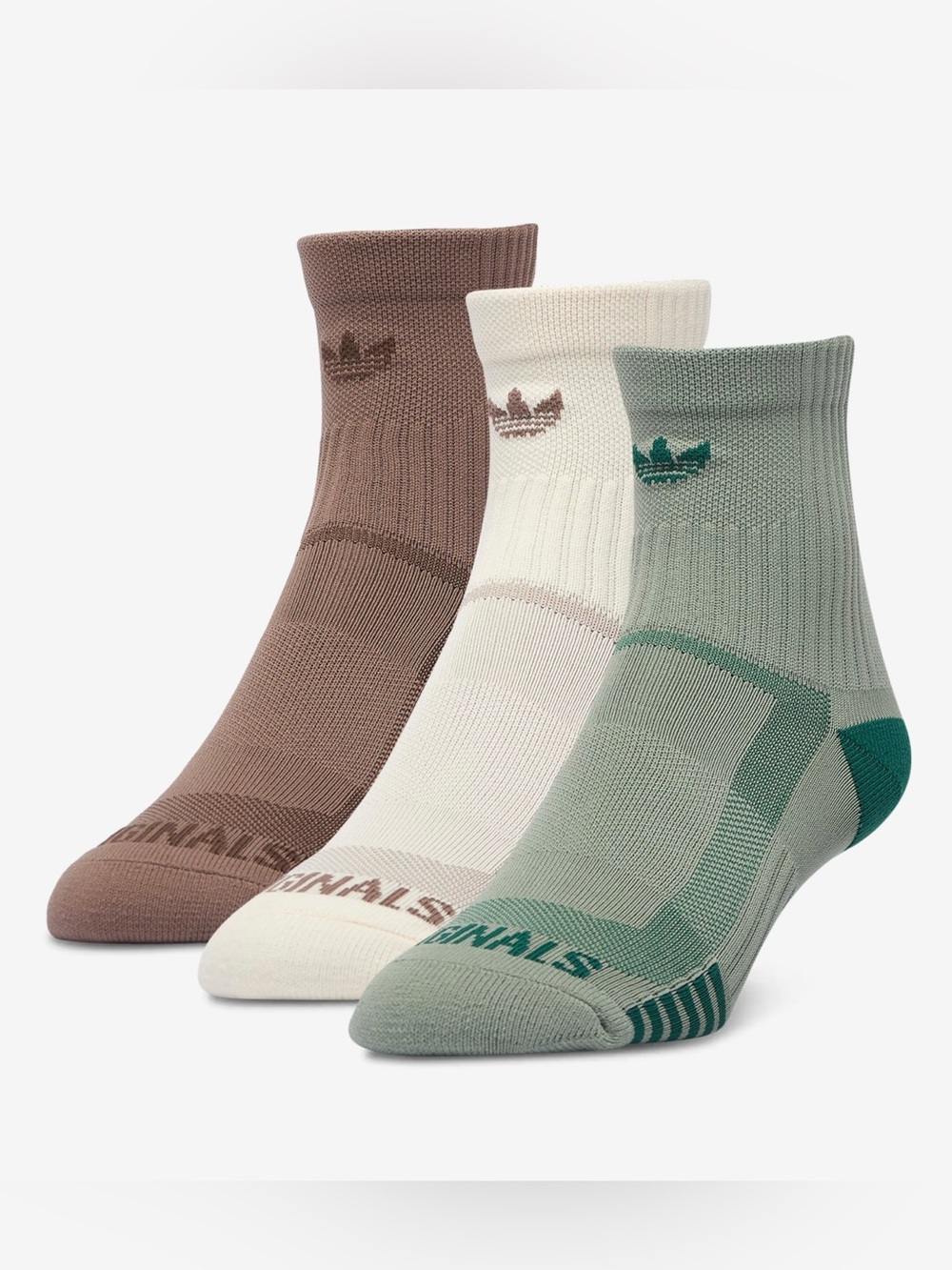 NWT - Adidas Trefoil 3-Pack Tech Quarter
Socks - Size Large